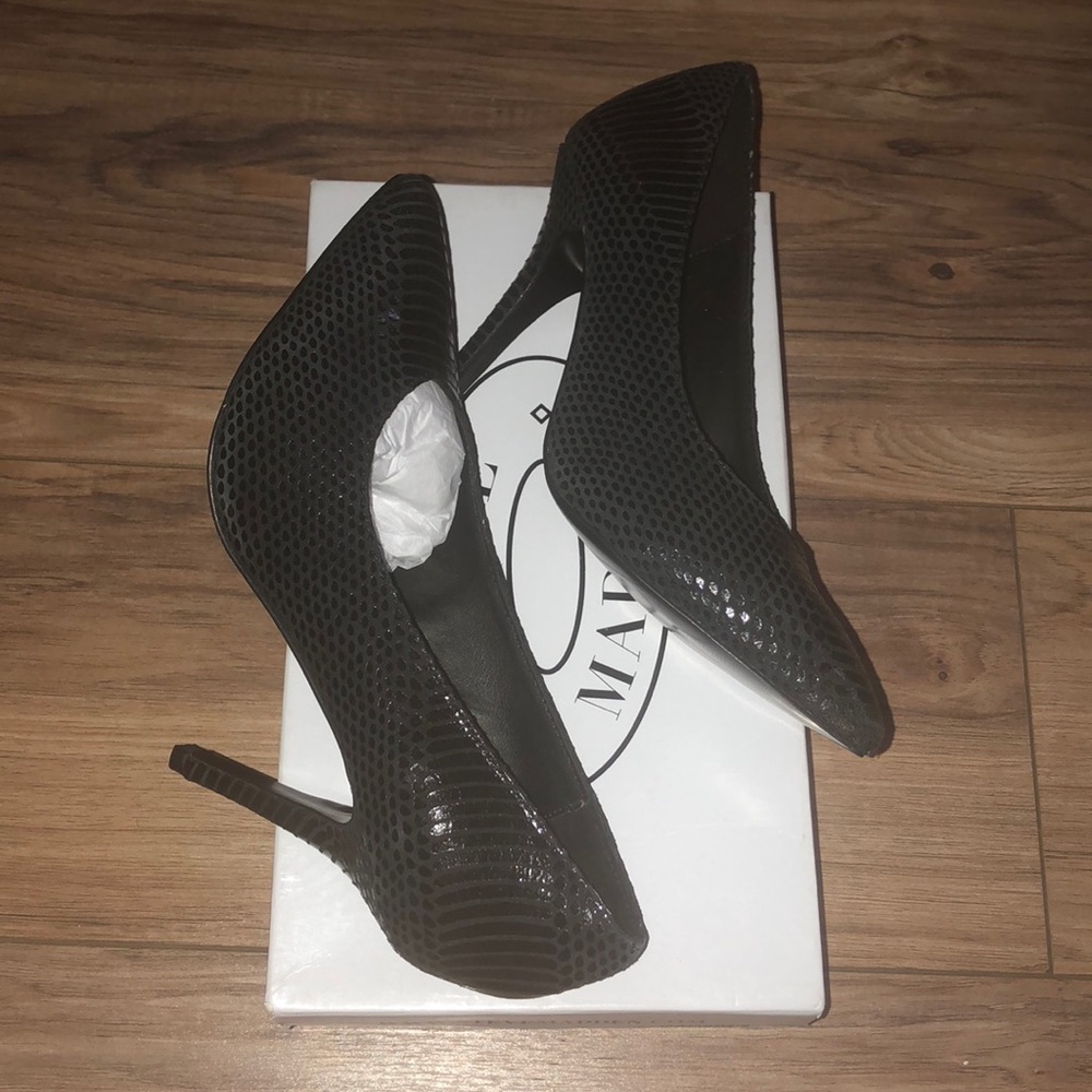 Steve Madden Snake Emboss Heel